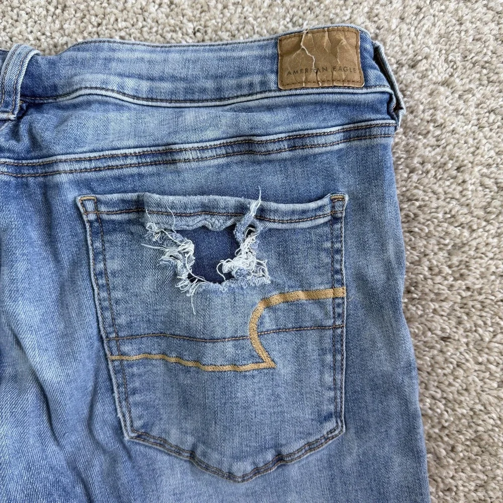 American Eagle Outfitters Next Level Skinny Jeans Womens 18 Blue Distressed